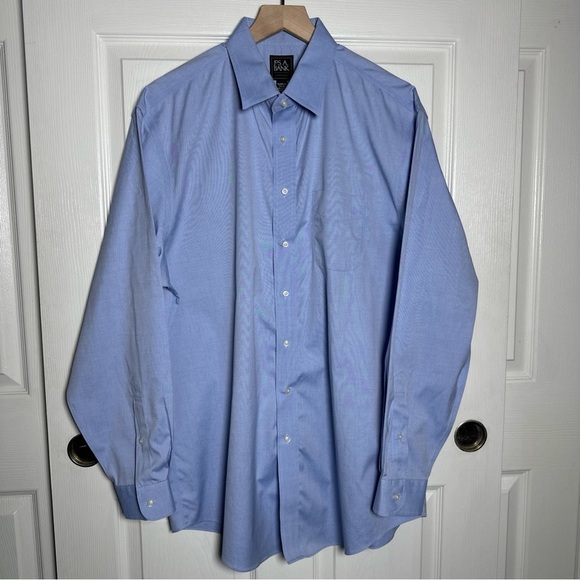 Jos A Bank Traveler Blue Dress Shirt Mens Long Sleeve Button Up Tailored Size 17 - Picture 1 of 12